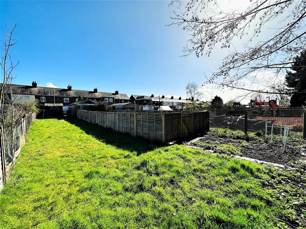 Paper Mill Road, Rawcliffe Bridge, Goole 2 bed terraced house for sale