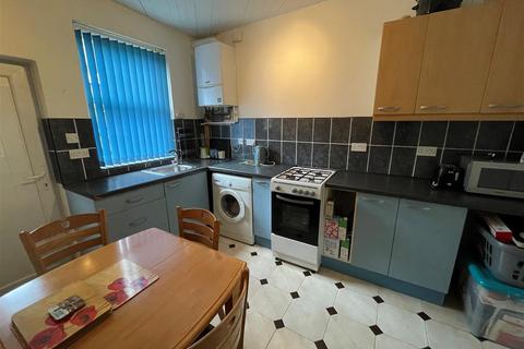 2 bedroom terraced house for sale - St. Georges Street, Macclesfield