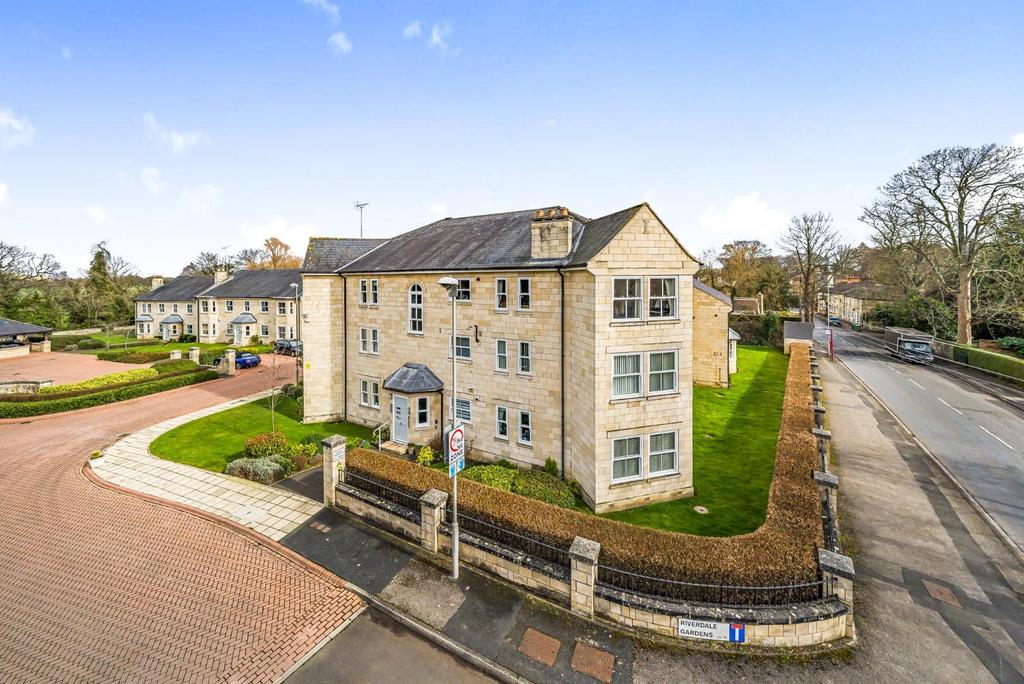 Riverdale Gardens, Boston Spa, Wetherby 2 bed flat £250,000