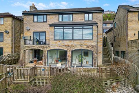 5 bedroom detached house for sale, Daleside, Thornhill Edge, Dewsbury, West Yorkshire, WF12