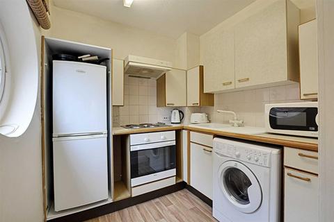 1 bedroom retirement property for sale, Chauncy Court, Hertford SG14