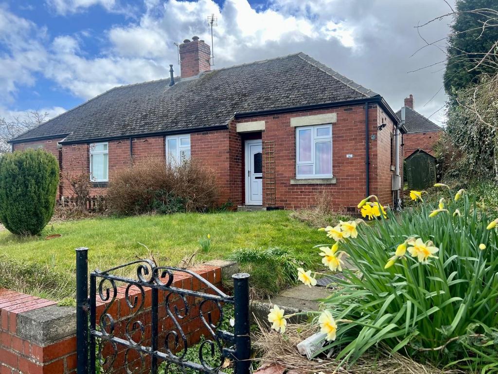 Pilley Lane, Piley, Barnsley, S75 3AW 2 bed bungalow £695 pcm (£160 pw)
