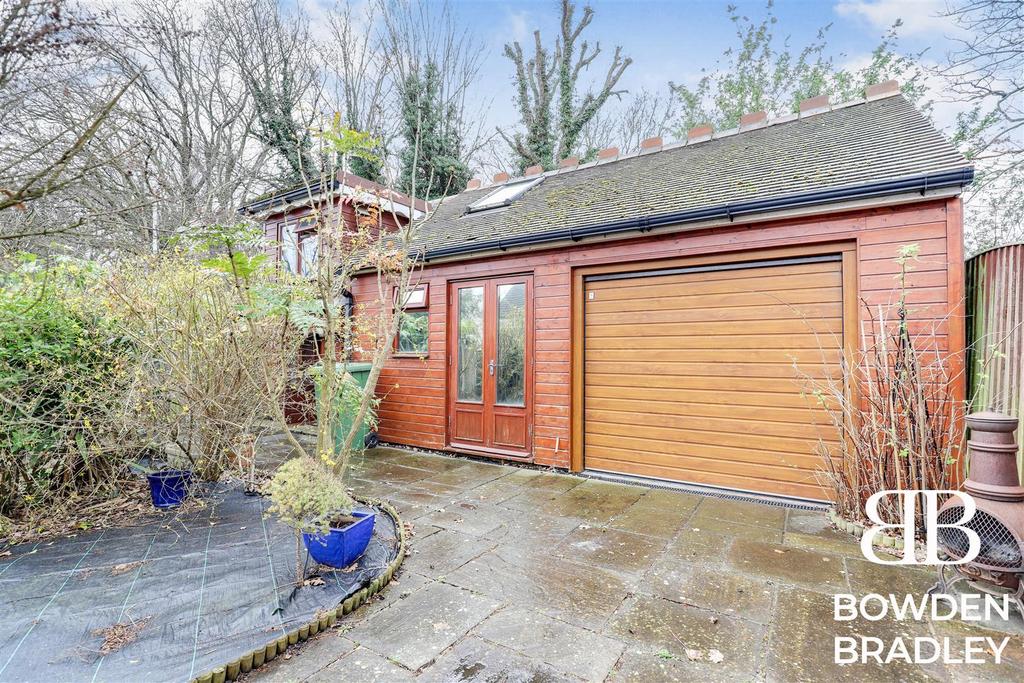 Outbuilding