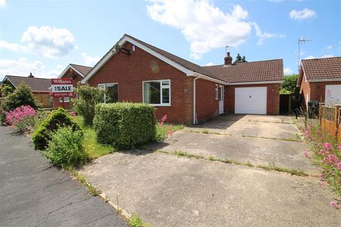 2 bedroom detached bungalow for sale, Tavern Way, Willoughby, Alford