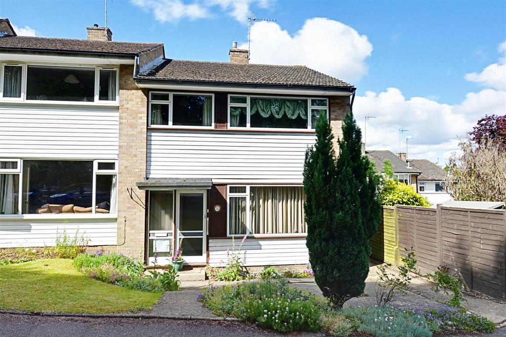 Park Road, Hertford SG13 3 bed end of terrace house £425,000