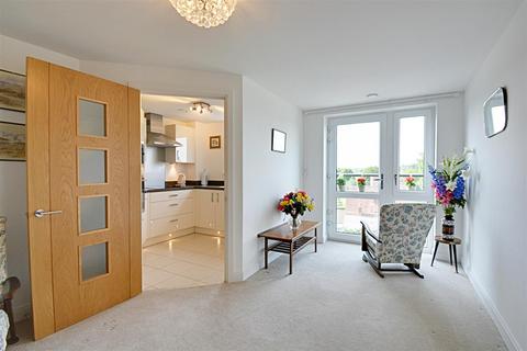 1 bedroom retirement property for sale, Edward House, Hertford SG13