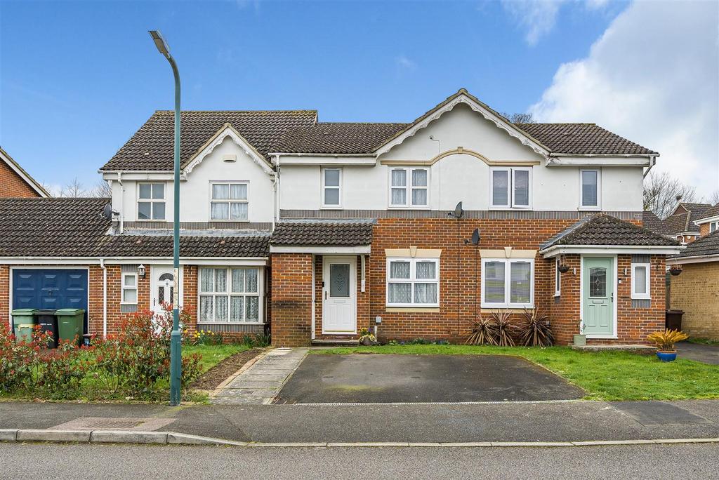Larking Drive, Allington, Maidstone 3 bed terraced house for sale £350,000