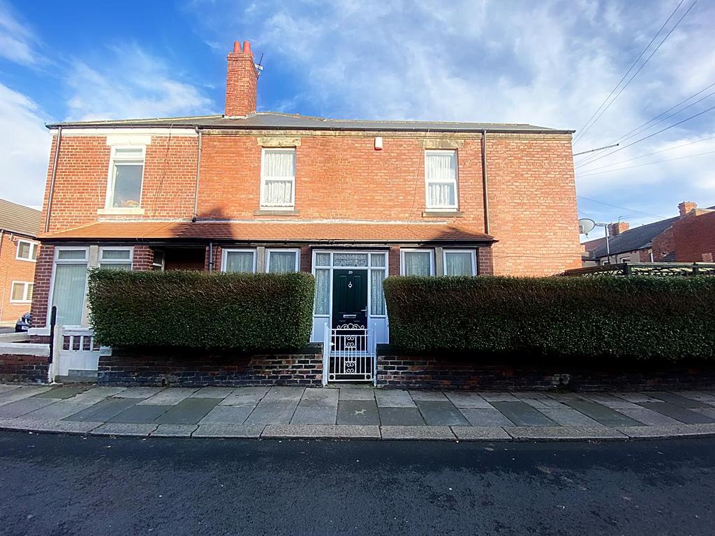 Shakespeare Street, Howdon, Wallsend 2 bed terraced house for sale £