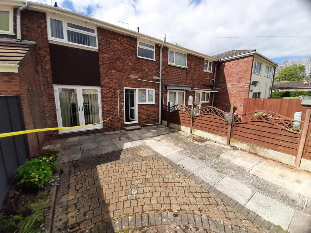 Rear shot 30 birkdale.jpg