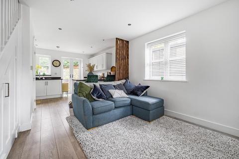 2 bedroom end of terrace house for sale - High Street, East Malling, West Malling