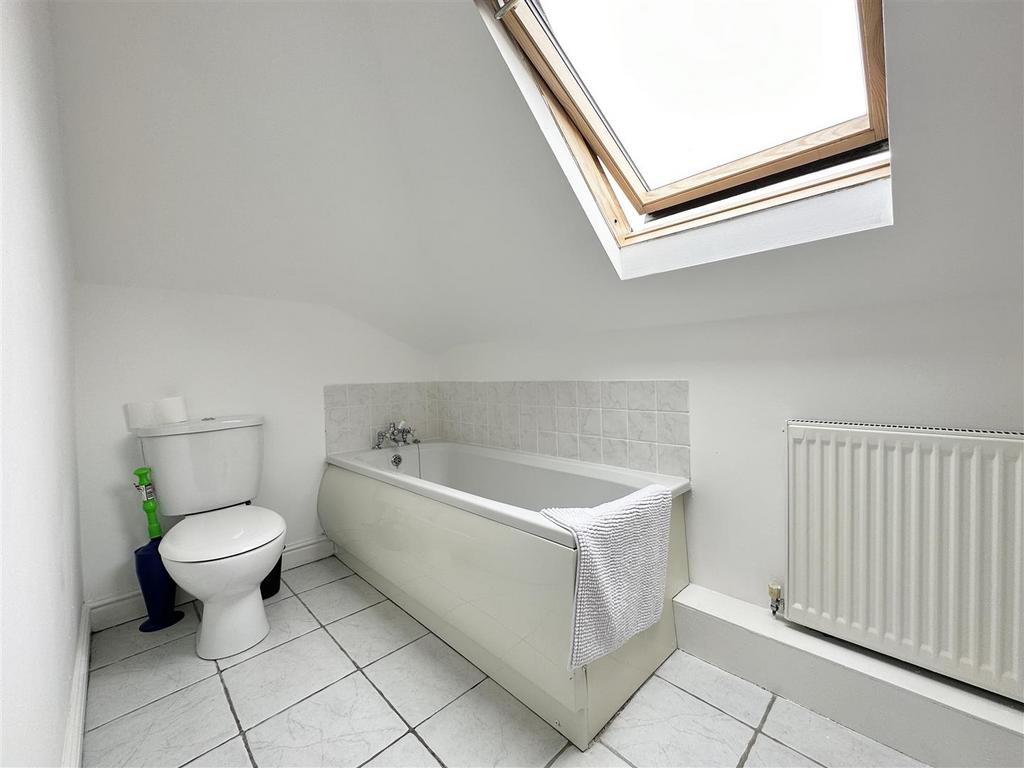 En suite bathroom/wc