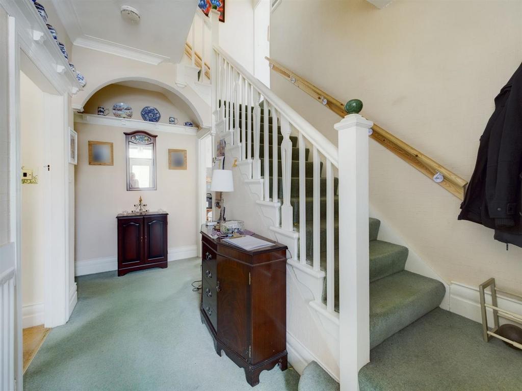 Glendale Avenue, Whitley Bay 5 bed semidetached house for sale £479,950