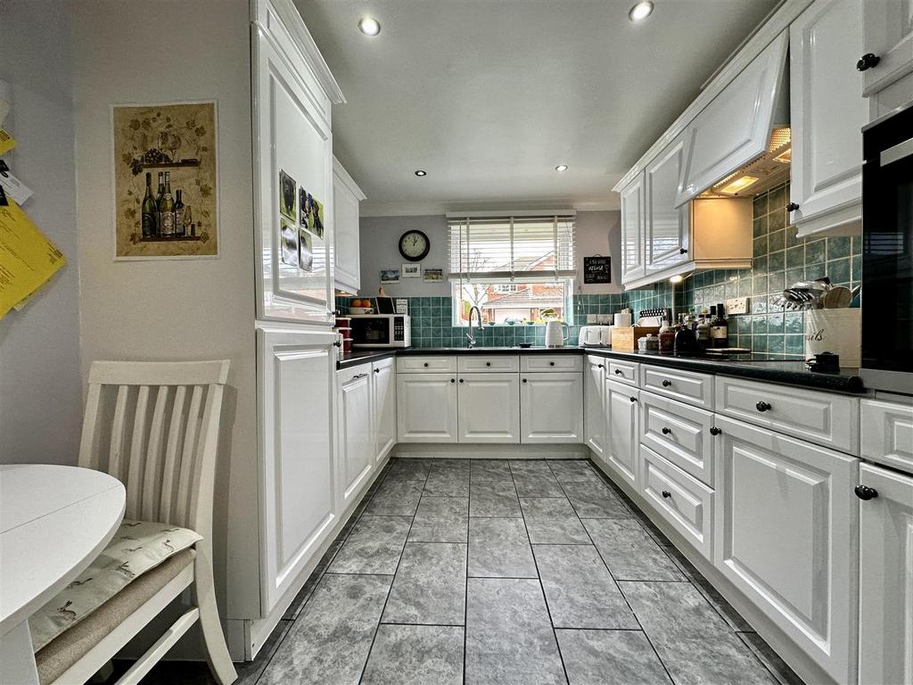 Breakfast kitchen