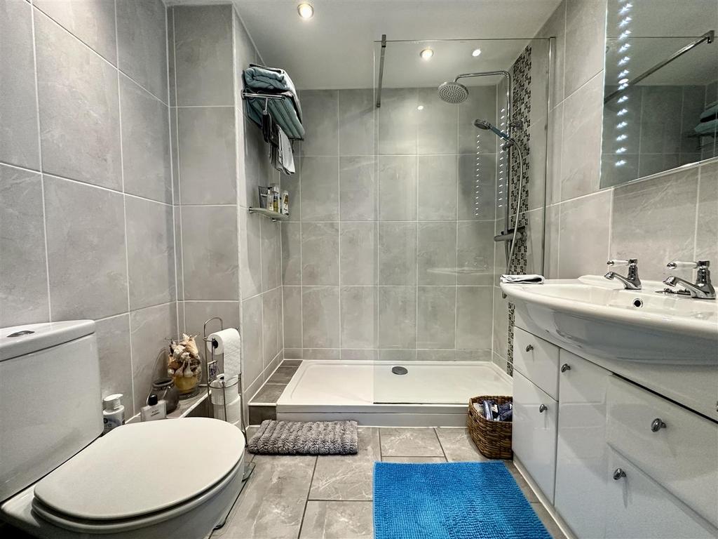 Shower/wc