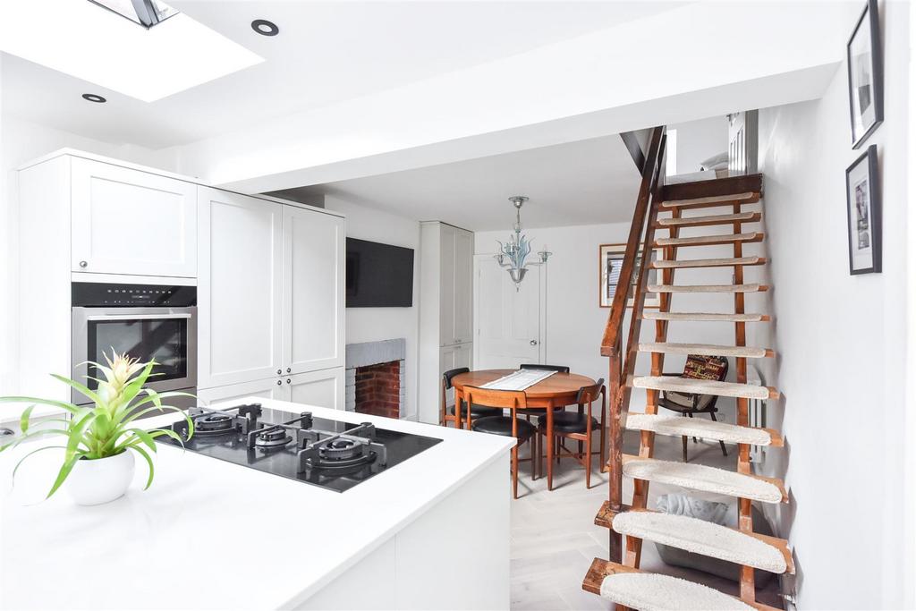 5 Beech Lane-10.jpg