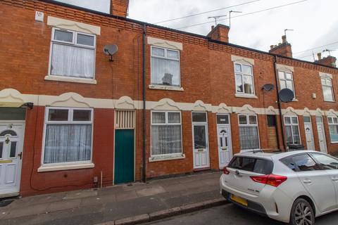 3 bedroom terraced house for sale - Osborne Road, Leicester, LE5