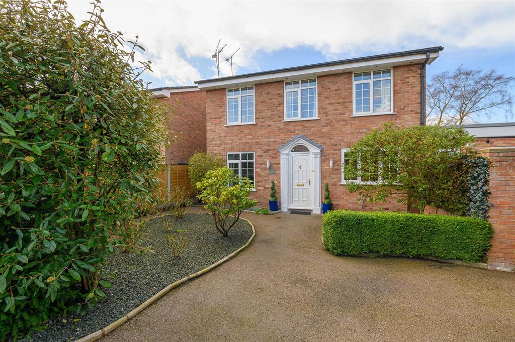 Harvey Avenue, Nantwich 4 bed detached house for sale £535,000