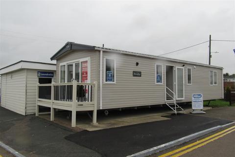Park home for sale - Faversham Road, Seasalter, Whitstable