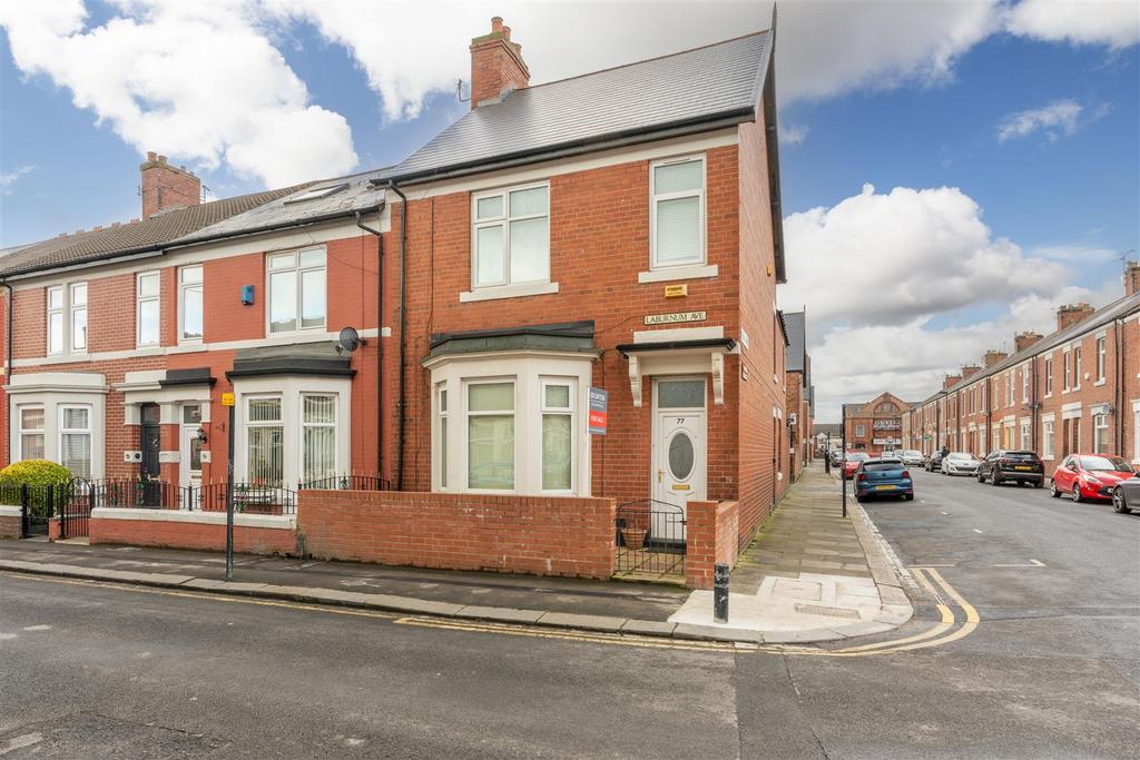 Laburnum Avenue, Wallsend, NE28 4 bed end of terrace house £180,000