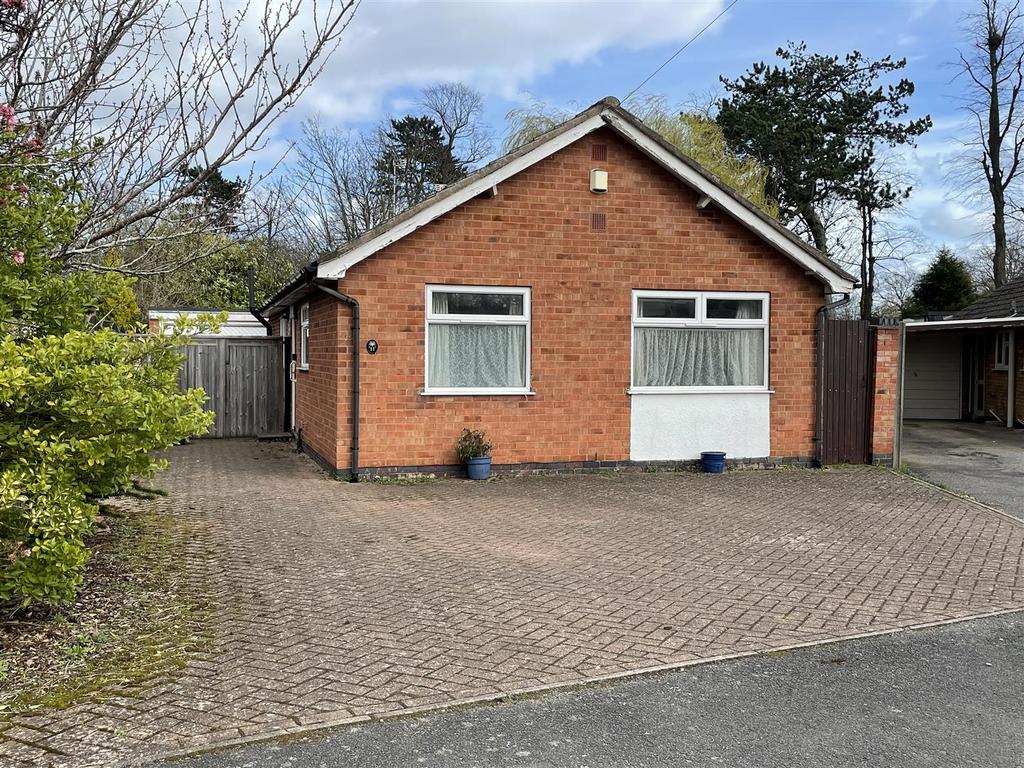 Torcross Close, Glenfield, Leics 2 bed detached bungalow for sale £