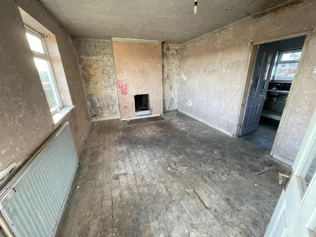 Waverley Terrace, Hartlepool 3 bed end of terrace house £60,000