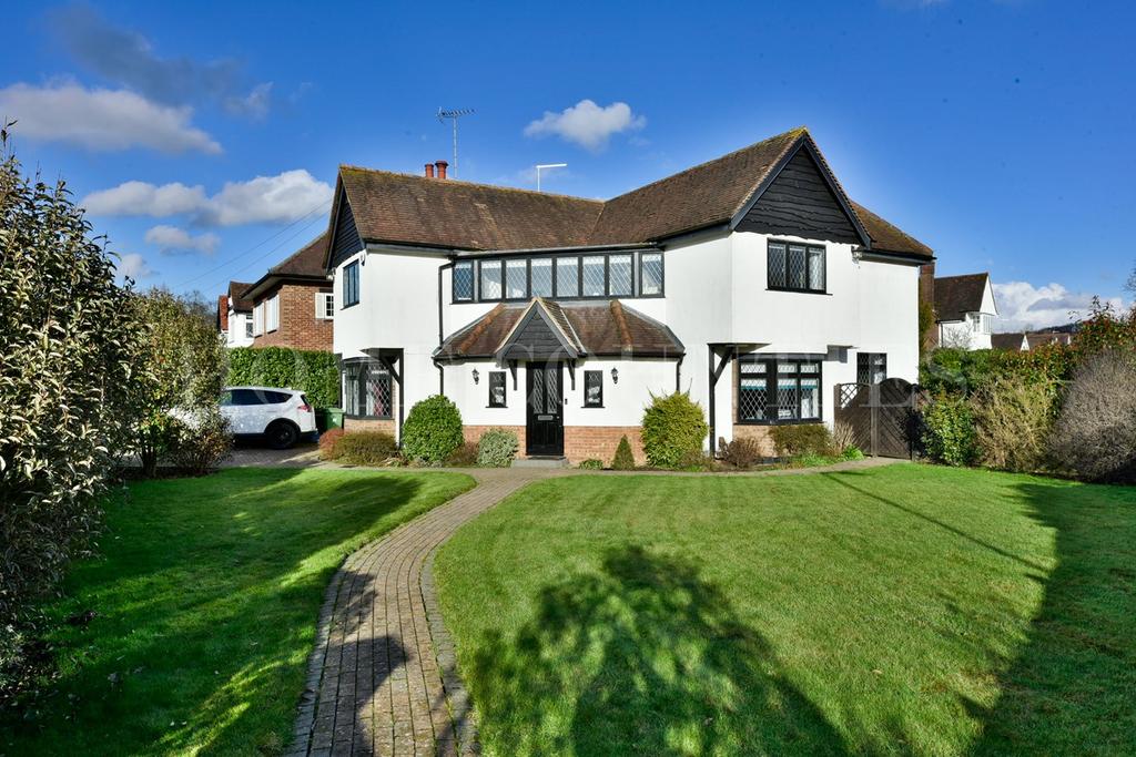 Mount Grace Road, Potters Bar, EN6 4 bed detached house for sale £