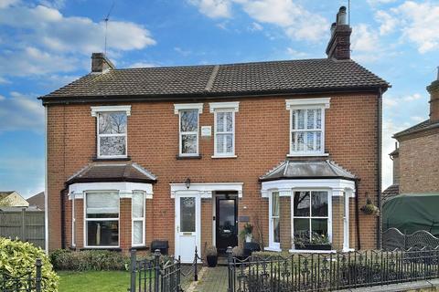 3 bedroom semi-detached house for sale - King Edward Road, Ipswich, IP3