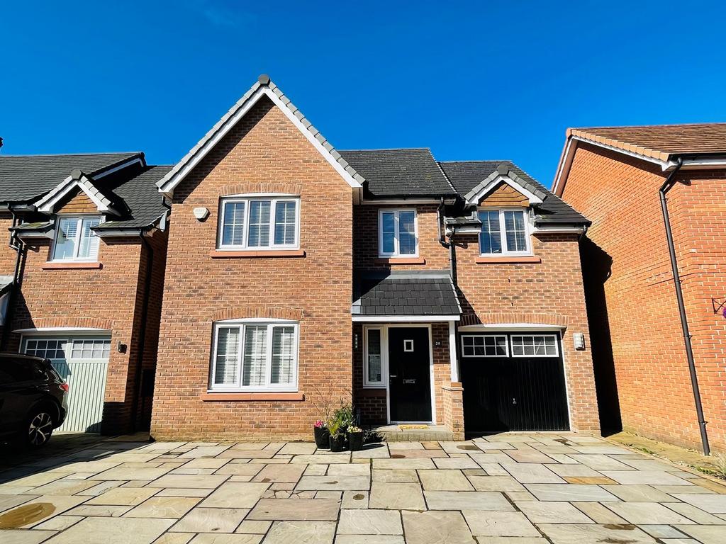 St Aidans Drive, Widnes, WA8 4 bed detached house for sale £395,000