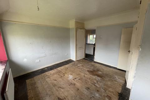 11 Ashurst Road, West Moors, Ferndown, BH22 0LR
