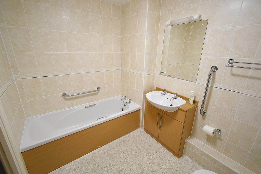 Bathroom/ wet room