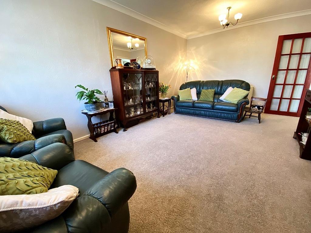 Greenloons Drive, Formby, Liverpool, L37 4 bed detached house £335,000