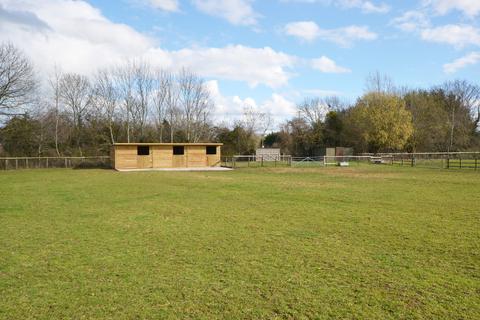 Equestrian property for sale - Charlton WORCESTERSHIRE