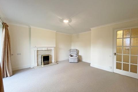 2 bedroom terraced bungalow for sale, Dumbrells Court, Ditchling, Sussex, BN6 8TG