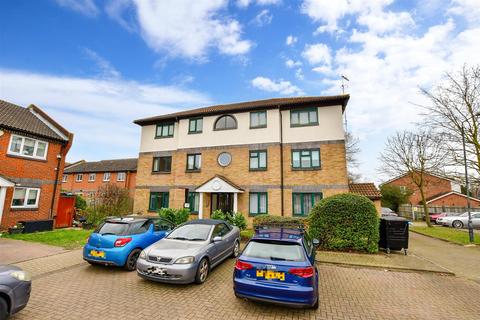 2 bedroom ground floor flat for sale - Courtauld Close, Thamesmead, London