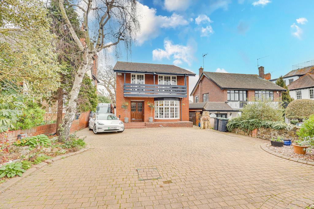 Chalkwell Avenue, Westcliffonsea, SS0 4 bed detached house for sale