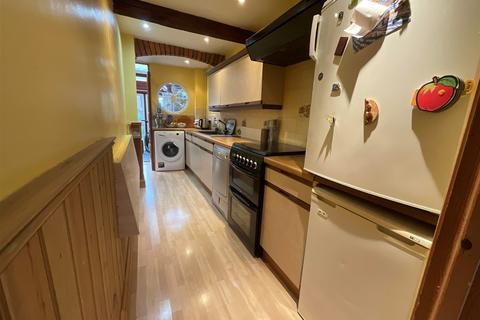 31 Lodge Road, Wallington, SM6 0TZ