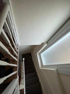 Studio to rent, Studio Flat - Myddleton Road
