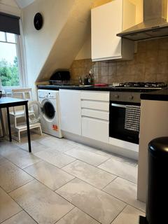 Studio to rent, Studio Flat - Myddleton Road
