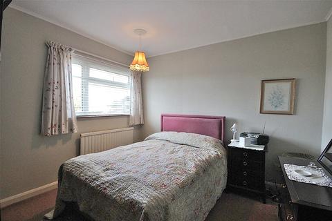 3 bedroom bungalow for sale - Neville Crescent, Bromham, Bedford, Bedfordshire, MK43