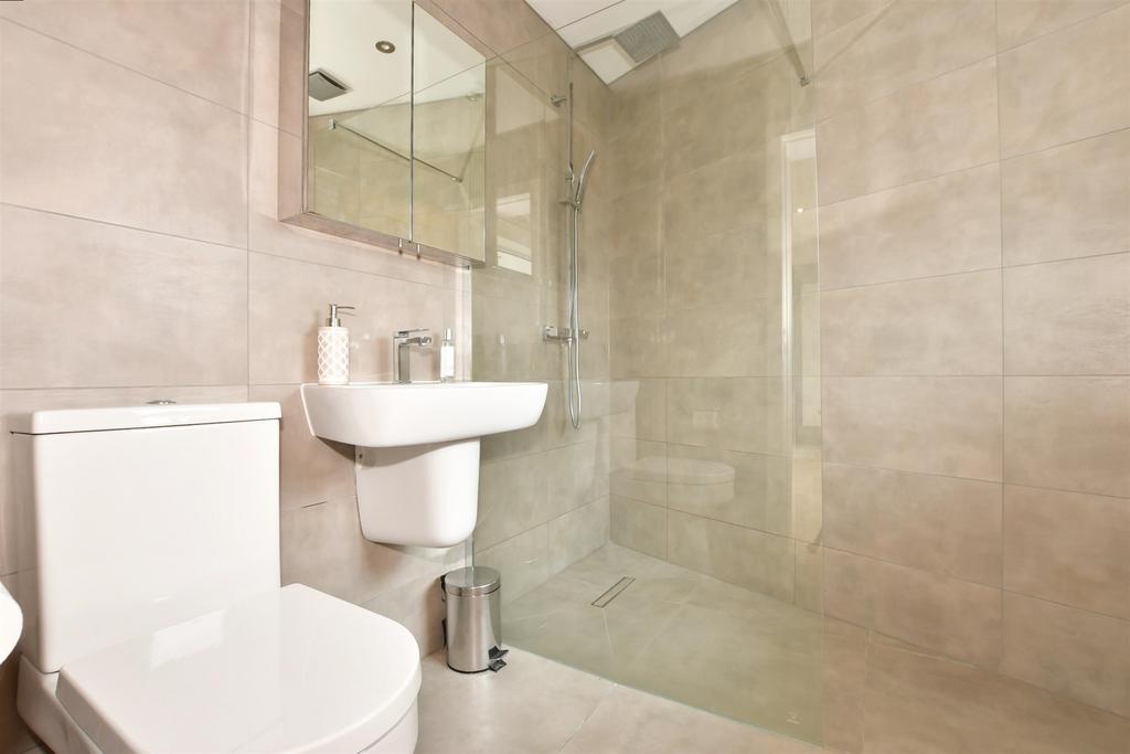 En Suite Shower Room