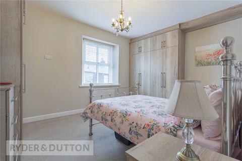 112 Bury Road, Edenfield, Bury, BL0 0ET