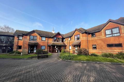 1 bedroom flat for sale, Edina Court, Harecroft Road, Wisbech