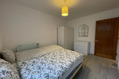 1 bedroom apartment to rent - 8, Belgrave Road, Wanstead, E11