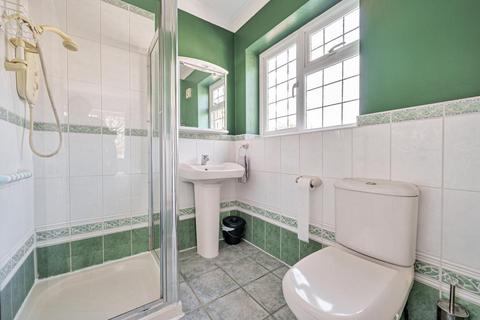 5 Greenways, Beckenham, BR3 3NG