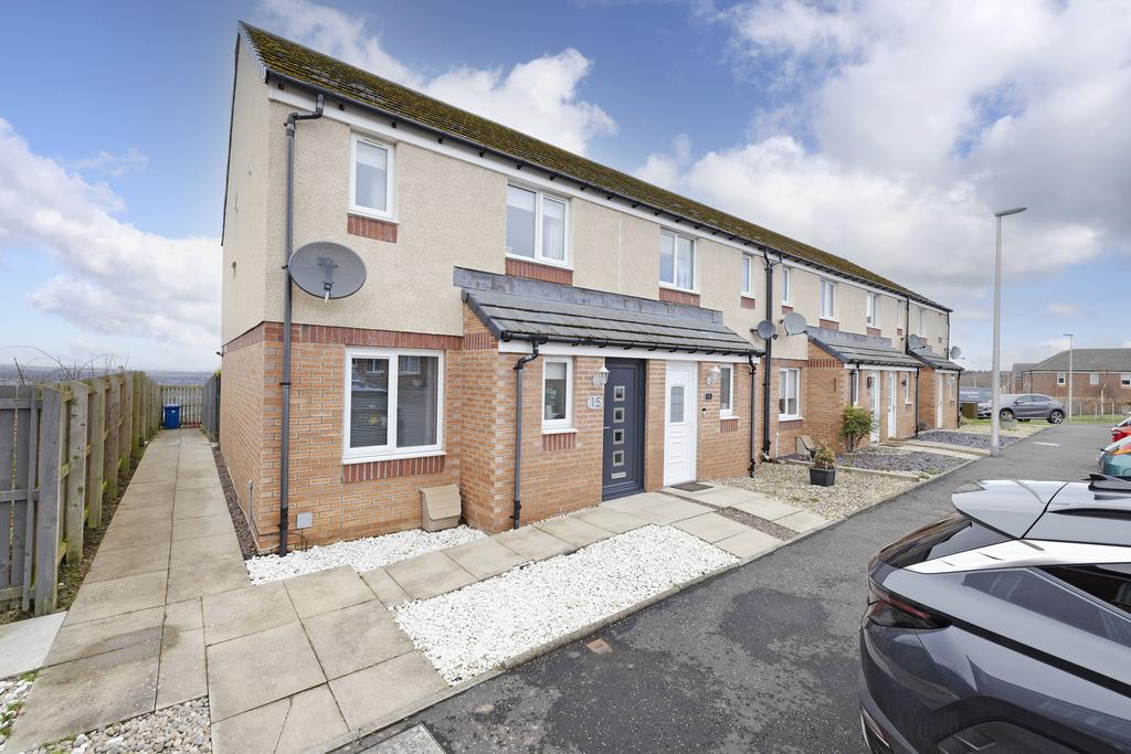 15 Cushat Gardens, Dalkeith, EH22 3 bed end of terrace house for sale