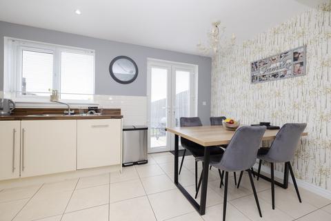 15 Cushat Gardens, Mayfield, Dalkeith, EH22 5RQ