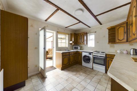 43 Bedford Road, Laindon, Basildon, SS15 6PG