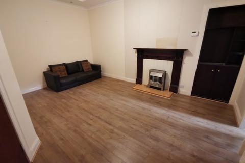 2 bedroom flat to rent - Taylor Street, Leven, KY8