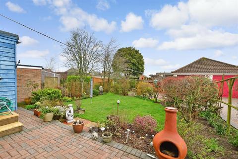 16 Alexandra Road, Capel Le Ferne, Folkestone, CT18 7LD