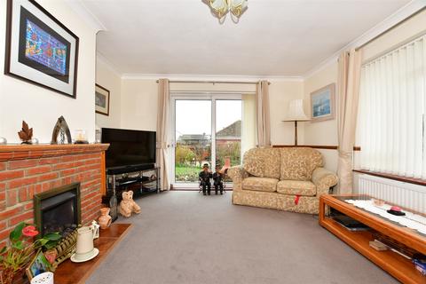 16 Alexandra Road, Capel Le Ferne, Folkestone, CT18 7LD